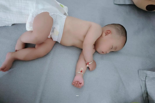如东一般怀孕多久显怀